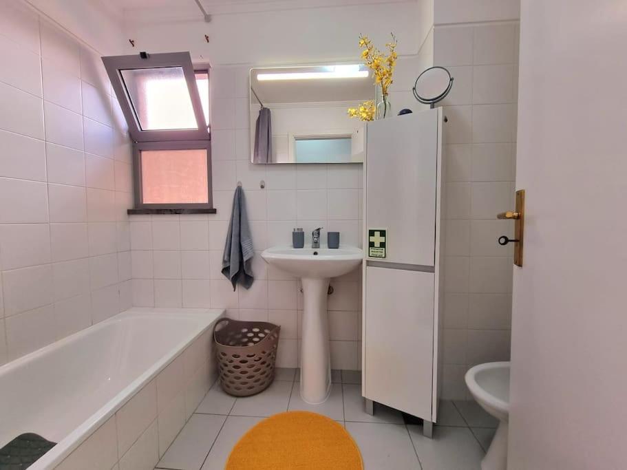 Junto Ao Mar - Apartamento T1 Santa Cruz  Bagian luar foto